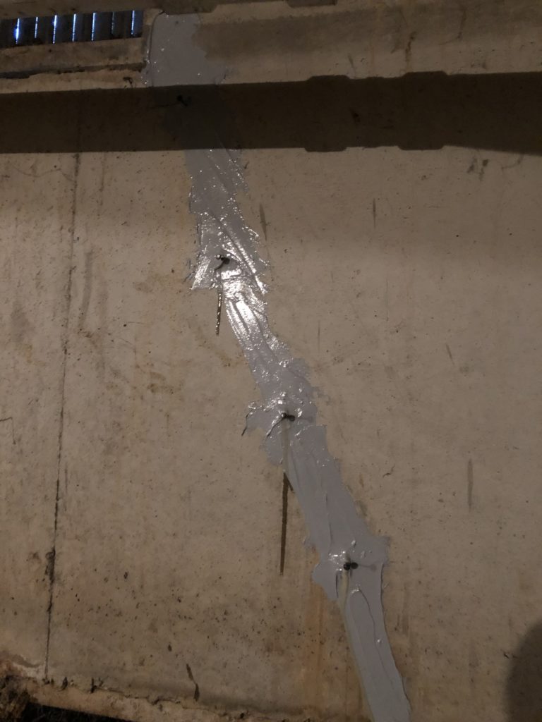 Leaking Crack in Poured Concrete Foundation A1 Crack Repair